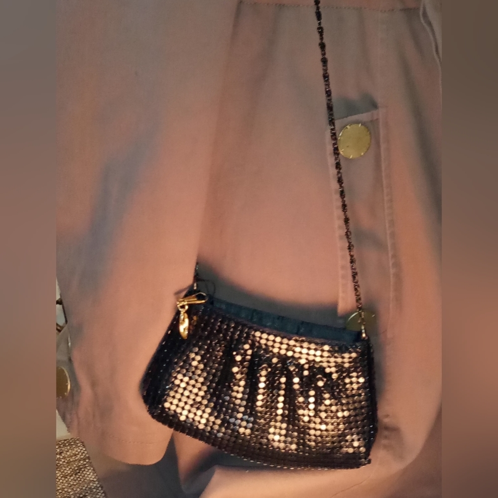 1980s Vintage Black Metal Mesh Small Crossbody
